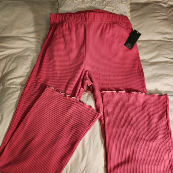 NWT.. Women's Wild Fable pants - Picture 3 of 7